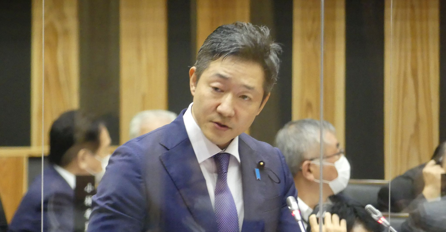 予算決算委員会(総括質疑)